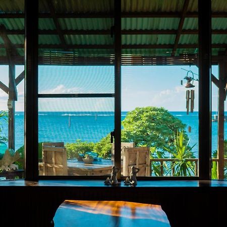 Sunset Beach House Onna Bagian luar foto