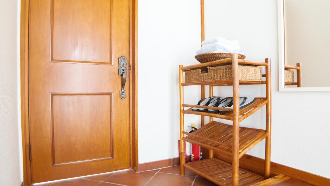 Sunset Beach House Onna Bagian luar foto