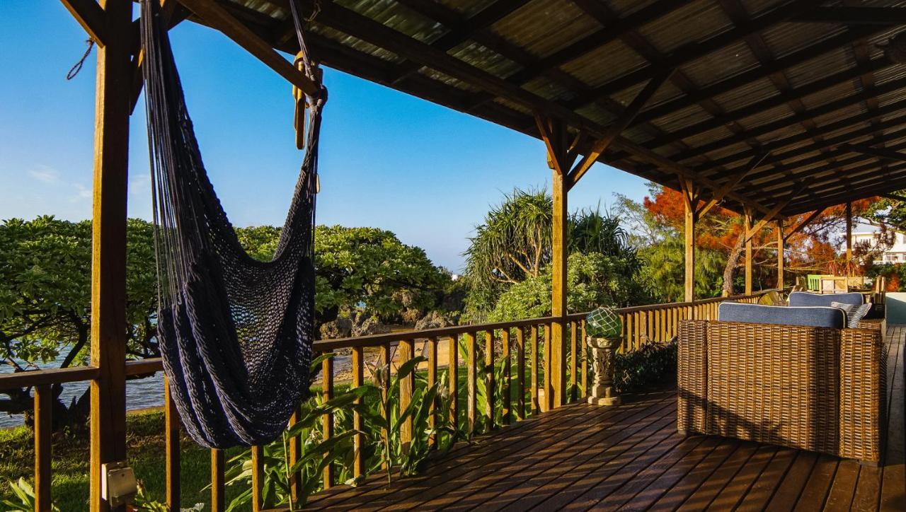 Sunset Beach House Onna Bagian luar foto